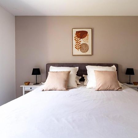 Charmant Refuge Avec Jardin, A 6 Minutes A Pied Du Metro Creteil L Echat-Lovely Retreat With Garden, Located A 6-Minute Walk From Creteil L Echat Metro Station Bagian luar foto