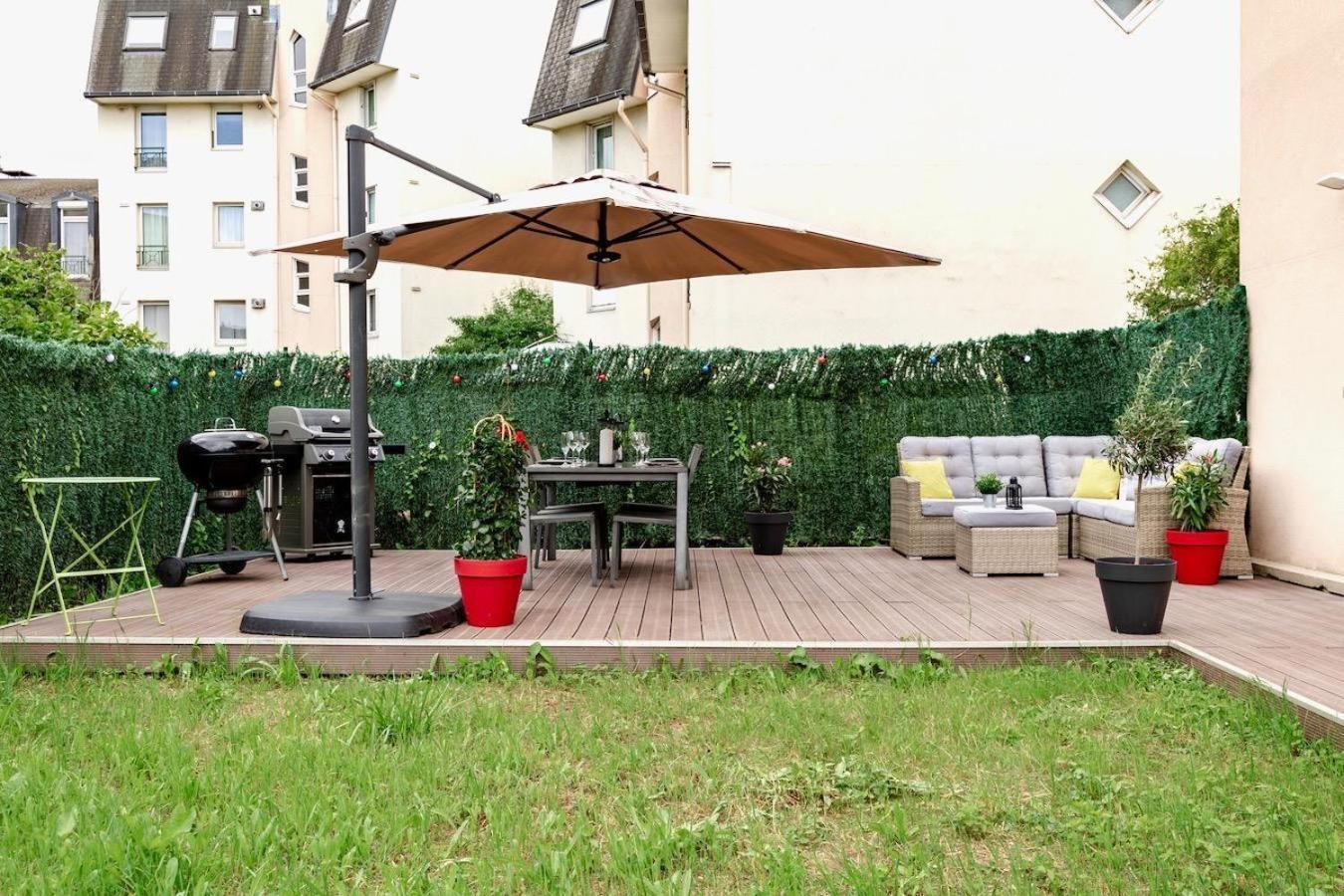 Charmant Refuge Avec Jardin, A 6 Minutes A Pied Du Metro Creteil L Echat-Lovely Retreat With Garden, Located A 6-Minute Walk From Creteil L Echat Metro Station Bagian luar foto
