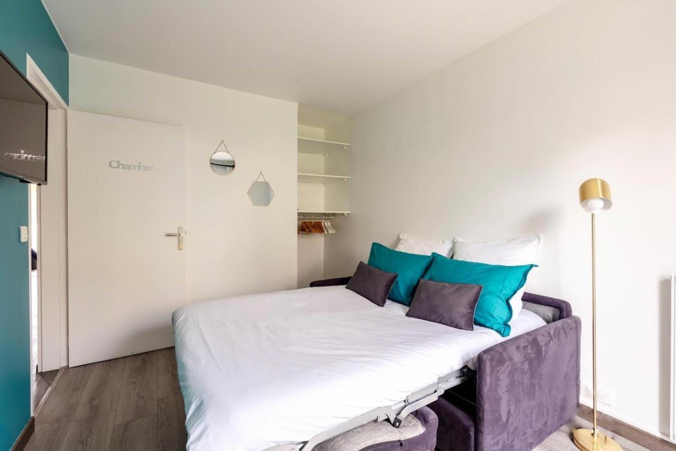 Charmant Refuge Avec Jardin, A 6 Minutes A Pied Du Metro Creteil L Echat-Lovely Retreat With Garden, Located A 6-Minute Walk From Creteil L Echat Metro Station Bagian luar foto