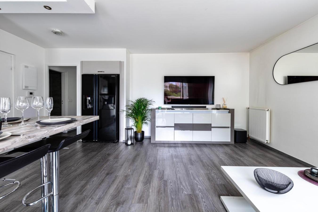 Charmant Refuge Avec Jardin, A 6 Minutes A Pied Du Metro Creteil L Echat-Lovely Retreat With Garden, Located A 6-Minute Walk From Creteil L Echat Metro Station Bagian luar foto