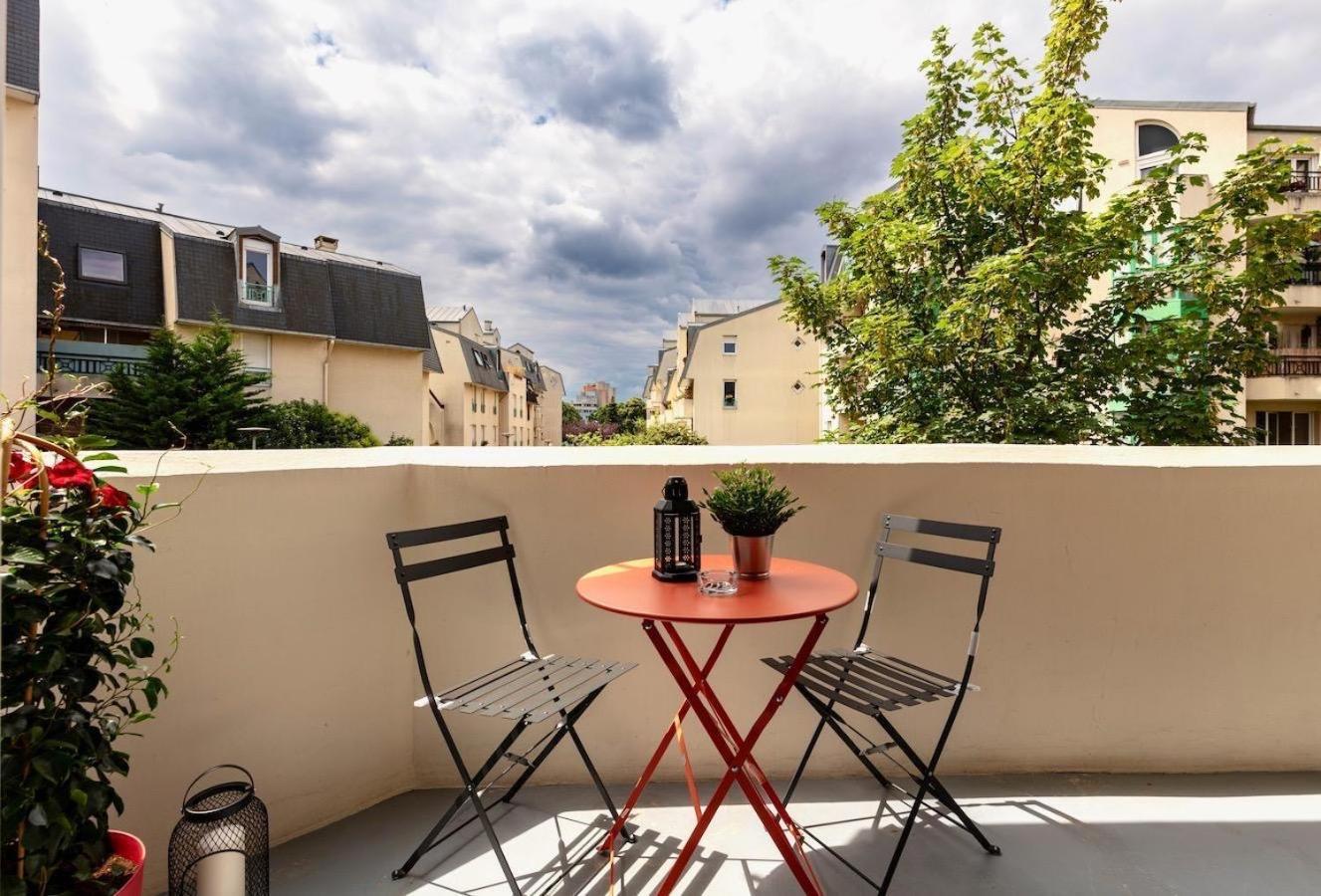 Charmant Refuge Avec Jardin, A 6 Minutes A Pied Du Metro Creteil L Echat-Lovely Retreat With Garden, Located A 6-Minute Walk From Creteil L Echat Metro Station Bagian luar foto